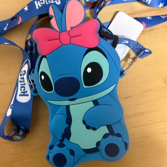 Stitch Crossbody Bag with Pink Bow - Picture 5 of 5